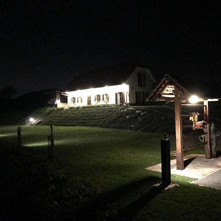 Wooden Hut At Tourist Farm Artisek Villa Store Exterior photo